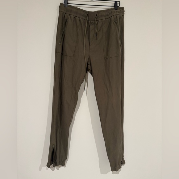 Blank NYC Women’s Olive Joggers - Picture 1 of 3